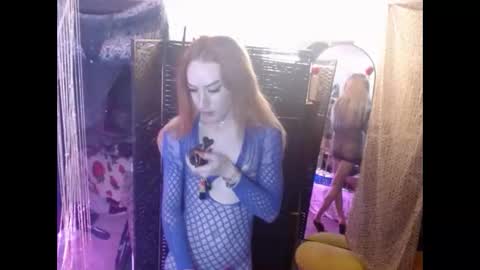 halovalentine online show from 28, 9, 2025