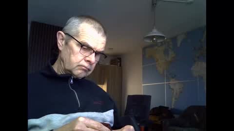 Snapshot of hamto65 chatting on 6, 2, 2026 Prefer men 80 online show from 6, 2, 2026