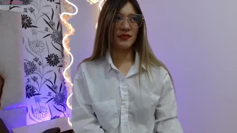 Snapshot of hanaa_tay chatting on 29, 9, 2025 hanaa_tay online show from 29, 9, 2025