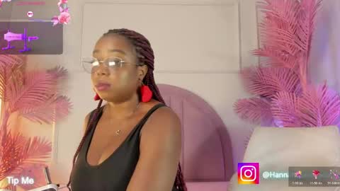 Snapshot of hanaahquinn chatting on 14, 4, 2026 hanaahquinn online show from 14, 4, 2026