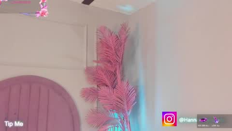 Snapshot of hanaahquinn chatting on 16, 4, 2026 hanaahquinn online show from 16, 4, 2026