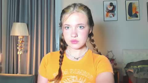 Snapshot of hanahwoods chatting on 23, 2, 2025 hanahwoods online show from 23, 2, 2025