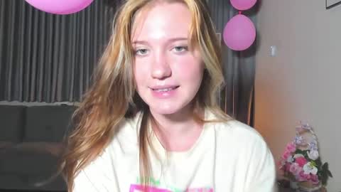 Snapshot of hanahwoods chatting on 6, 3, 2025 hanahwoods online show from 6, 3, 2025