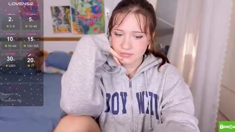 Snapshot of hanahwoods chatting on 21, 11, 2025 hanahwoods online show from 21, 11, 2025