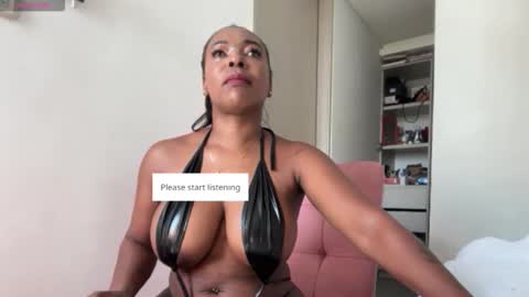 Snapshot of hanarosio1994 chatting on 2, 11, 2025 Hana online show from 2, 11, 2025