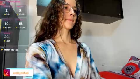 Snapshot of hanasleep chatting on 30, 9, 2025 hanasleep online show from 30, 9, 2025