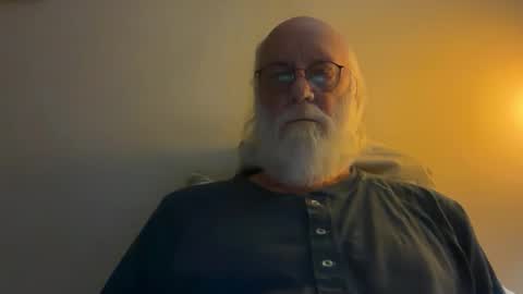 Snapshot of handful753128 chatting on 16, 12, 2025 handful753128 online show from 16, 12, 2025