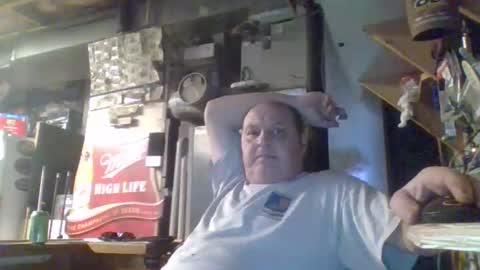 naked man online show from 14, 12, 2025