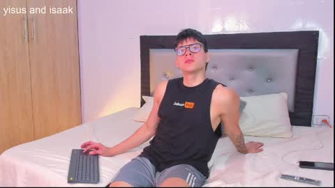 handsome_boys69 online show from 2, 4, 2026