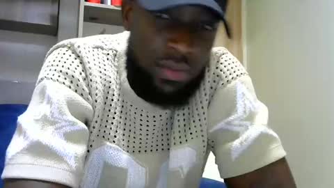 Snapshot of handsome_king30 chatting on 15, 1, 2025 handsome king online show from 15, 1, 2025