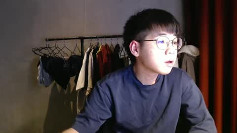 Snapshot of handsome_mannn chatting on 14, 12, 2024 handsome_mannn online show from 14, 12, 2024