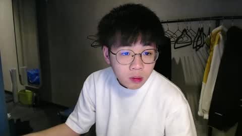 Snapshot of handsome_mannn chatting on 21, 12, 2024 handsome_mannn online show from 21, 12, 2024