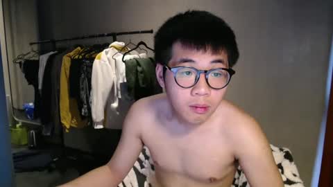 Snapshot of handsome_mannn chatting on 9, 2, 2025 handsome_mannn online show from 9, 2, 2025
