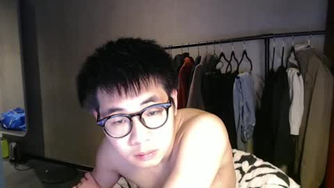 Snapshot of handsome_mannn chatting on 16, 2, 2025 handsome_mannn online show from 16, 2, 2025