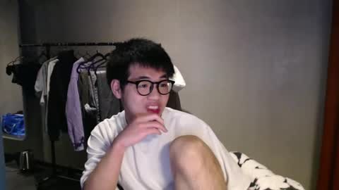 Snapshot of handsome_mannn chatting on 21, 2, 2025 handsome_mannn online show from 21, 2, 2025