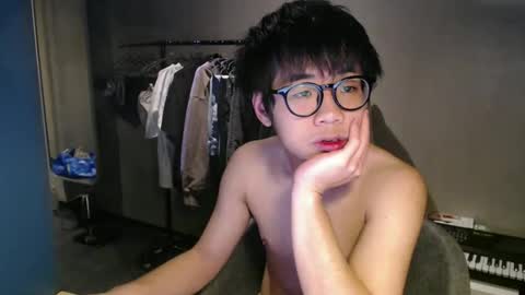 Snapshot of handsome_mannn chatting on 1, 11, 2025 handsome_mannn online show from 1, 11, 2025