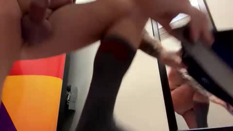 hangit0ut online show from 16, 12, 2025