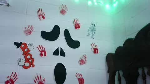 Snapshot of hankalanna chatting on 23, 10, 2025 Hank alanna online show from 23, 10, 2025