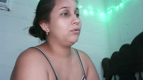 Snapshot of hankalanna chatting on 9, 11, 2025 Hank alanna online show from 9, 11, 2025