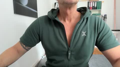 hanky online show from 19, 10, 2025