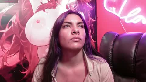 Snapshot of hanna13_ chatting on 12, 11, 2025 Hanna online show from 12, 11, 2025