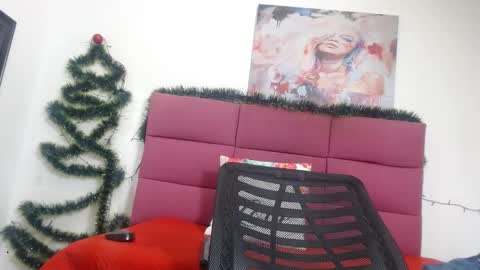 Snapshot of hanna__palmer1 chatting on 2, 1, 2025 Hanna Palmer online show from 2, 1, 2025