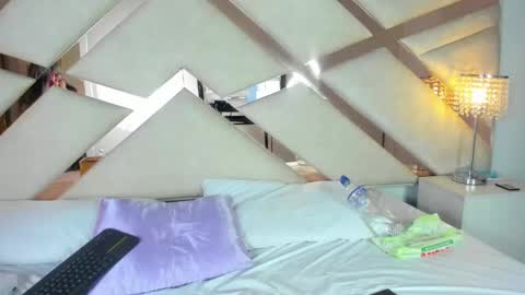  hanna  online show from 20, 1, 2025