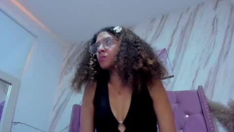 Snapshot of hanna_corne chatting on 28, 12, 2024 HANNA online show from 28, 12, 2024
