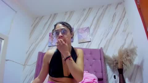 Snapshot of hanna_corne chatting on 30, 12, 2024 HANNA online show from 30, 12, 2024