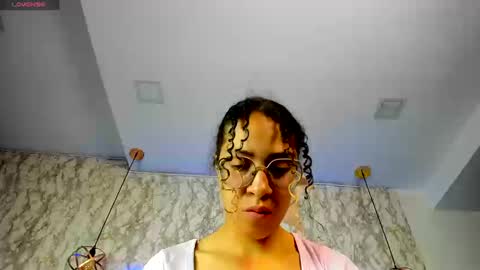 Snapshot of hanna_corne chatting on 13, 9, 2025 HANNA online show from 13, 9, 2025