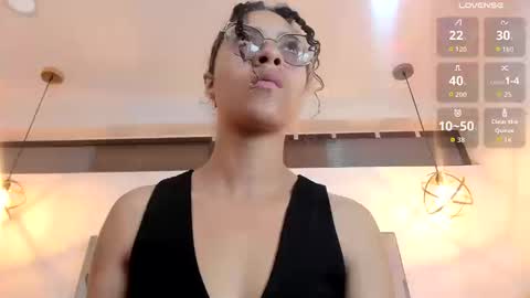 Snapshot of hanna_corne chatting on 29, 9, 2025 HANNA online show from 29, 9, 2025