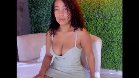 Snapshot of hanna_cupper chatting on 2, 12, 2025 Hanna online show from 2, 12, 2025