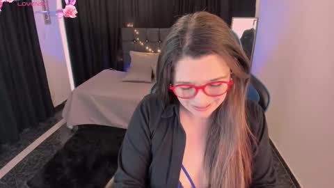 Snapshot of hanna_ma chatting on 5, 11, 2025 hanna_ma online show from 5, 11, 2025