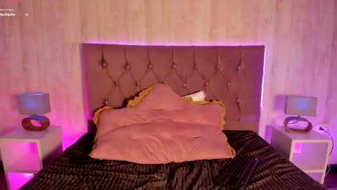 Hanna  online show from 7, 5, 2026
