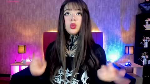 Hanna  online show from 9, 5, 2026