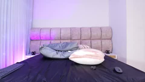 Snapshot of hannabecker_ chatting on 5, 12, 2025 Hanna Becker online show from 5, 12, 2025