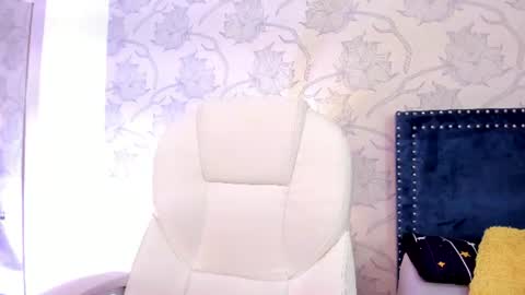 Snapshot of hannagh1_ chatting on 14, 7, 2026 online show from 14, 7, 2026