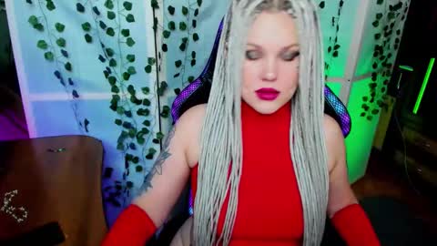 Snapshot of hannah_chaos chatting on 29, 10, 2025 Hannah online show from 29, 10, 2025