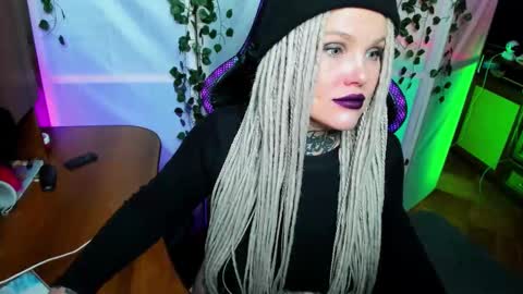 Snapshot of hannah_chaos chatting on 20, 11, 2025 Hannah online show from 20, 11, 2025