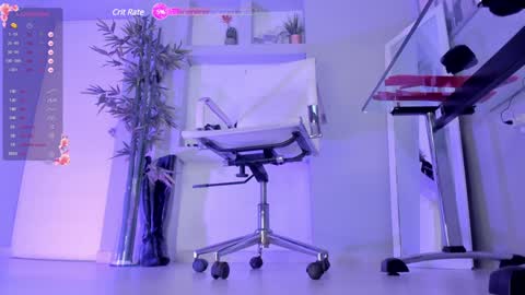 HANNAH HOWELL online show from 10, 1, 2025