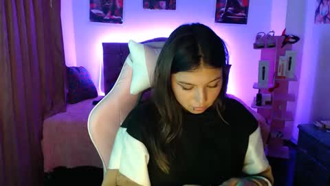 hannah_swet online show from 11, 2, 2025