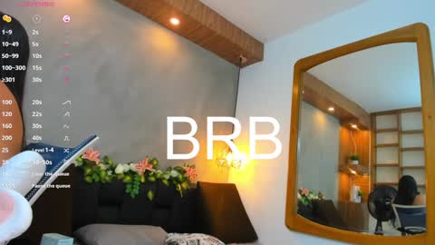 Snapshot of hannah_williams1 chatting on 15, 12, 2024 Hannah Williams online show from 15, 12, 2024