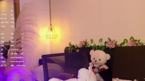 Snapshot of hannah_williams1 chatting on 28, 9, 2025 Hannah Williams online show from 28, 9, 2025