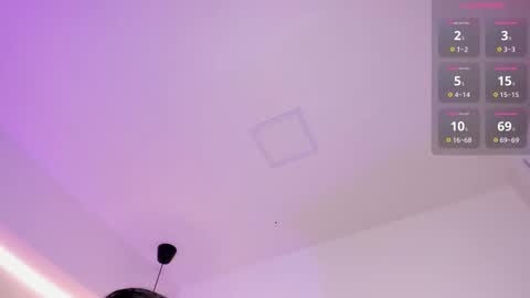 Snapshot of hannah_zurich chatting on 25, 10, 2025 hannah online show from 25, 10, 2025