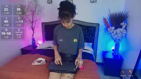 Snapshot of hannahblue_ chatting on 16, 2, 2026 HannahBlue online show from 16, 2, 2026