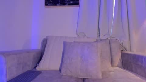 Snapshot of hannahdavisx chatting on 19, 12, 2025 Hannah online show from 19, 12, 2025