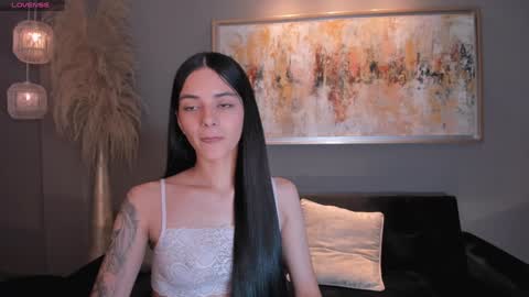 Snapshot of hannahjamesx chatting on 15, 12, 2024 HANNAH J online show from 15, 12, 2024