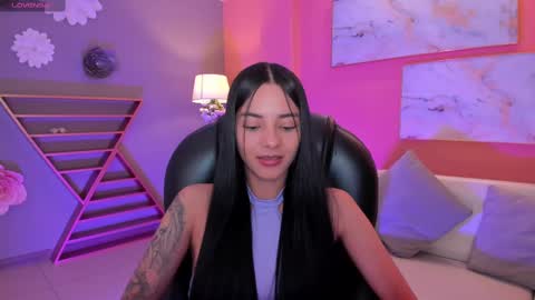 Snapshot of hannahjamesx chatting on 18, 2, 2025 HANNAH J online show from 18, 2, 2025