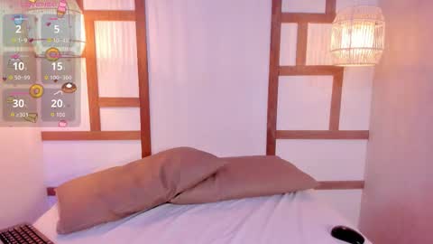 hannahmonttgomery  Help me reach 100 Hands up online show from 22, 10, 2025