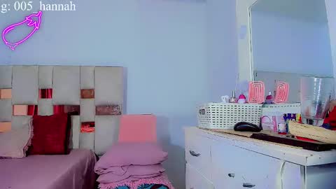 Snapshot of hannahsmit_ chatting on 2, 10, 2025 hannahsmit_ online show from 2, 10, 2025